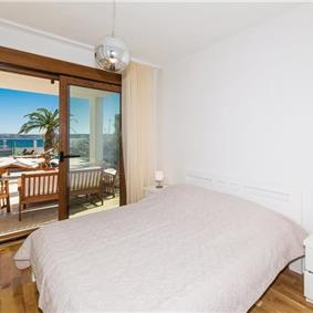 5 Bedroom Beachfront Villa with Pool in Kastel Stafilic near Trogir, Sleeps 10